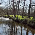 Superbe Moulin Au Bord D'une Riviere, Au Calme, Avec Piano *