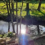 Tatil Evi Superbe Moulin Au Bord D'une Riviere, Au Calme, Avec Piano