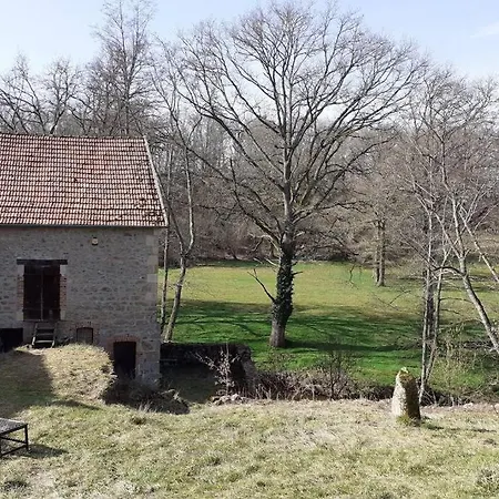 Superbe Moulin Au Bord D'une Riviere, Au Calme, Avec Piano Doyet