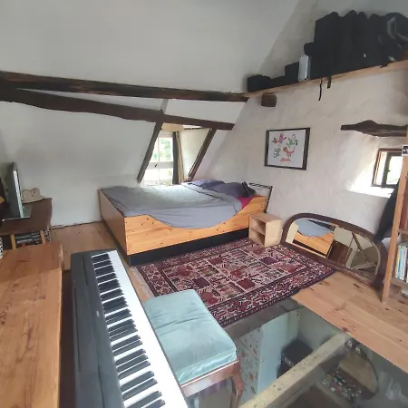 펜션 Superbe Moulin Au Bord D'une Riviere, Au Calme, Avec Piano Doyet