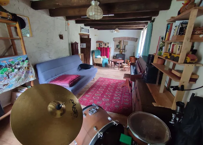 Superbe Moulin Au Bord D'une Riviere, Au Calme, Avec Piano * Doyet