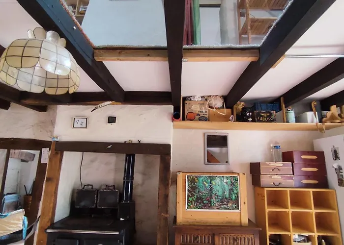 Superbe Moulin Au Bord D'une Riviere, Au Calme, Avec Piano Holiday home